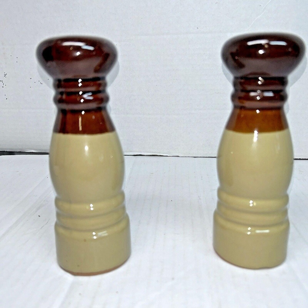 VTG Two Tone Brown‎ and Tan Ceramic Salt and Pepper Set 6.25" Rustic Farmhouse